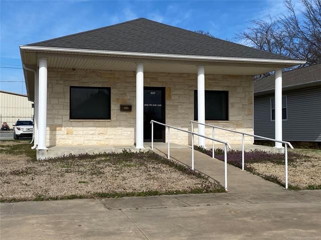 407 Cherokee Ave, McAlester, OK 74501
